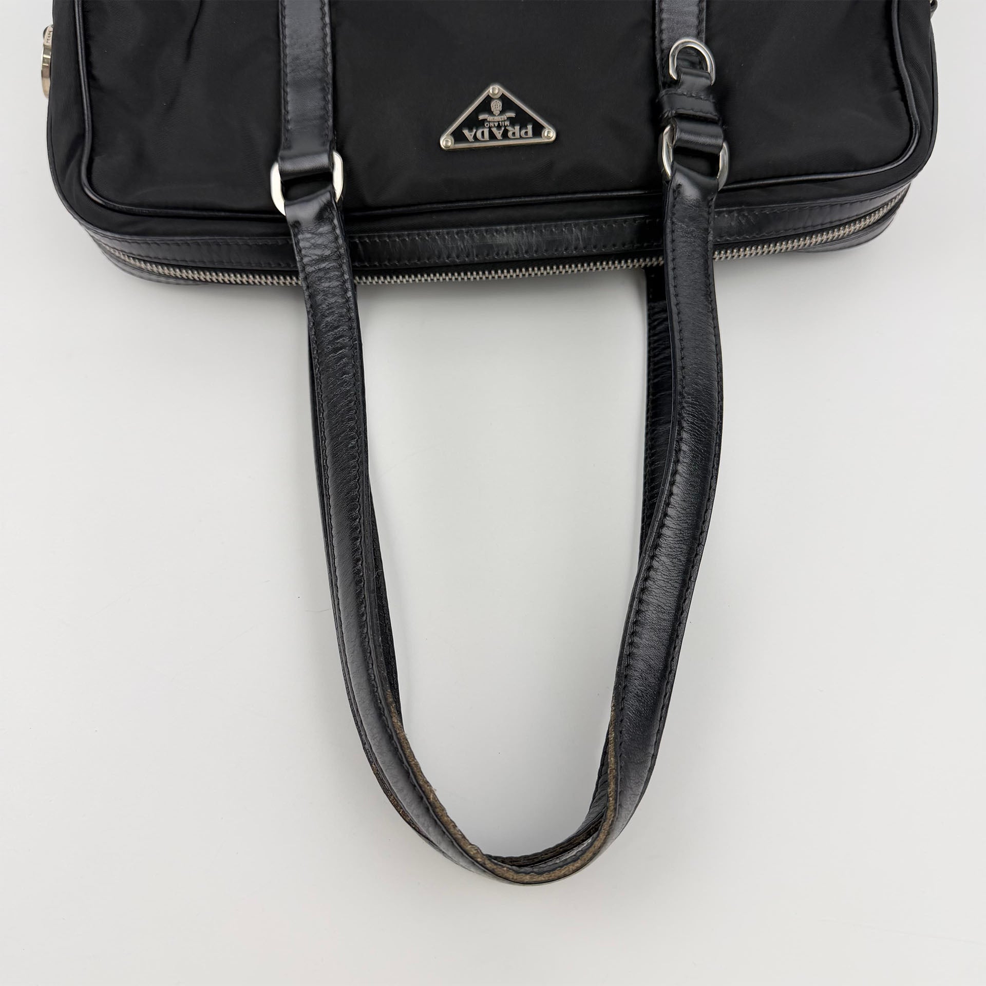 PRADA プラダ ショルダーバッグ ブラック ナイロン レザー ヴィンテージ レディース 【中古】