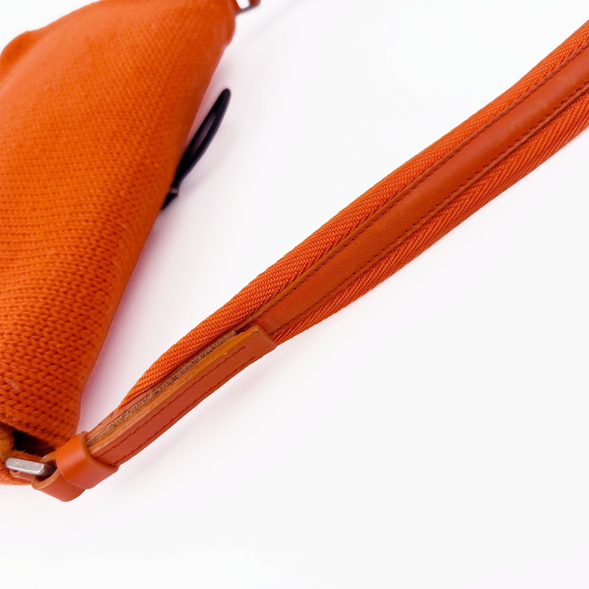 PRADA プラダ ショルダーバッグ オレンジ ニット ヴィンテージ レディース 【中古】