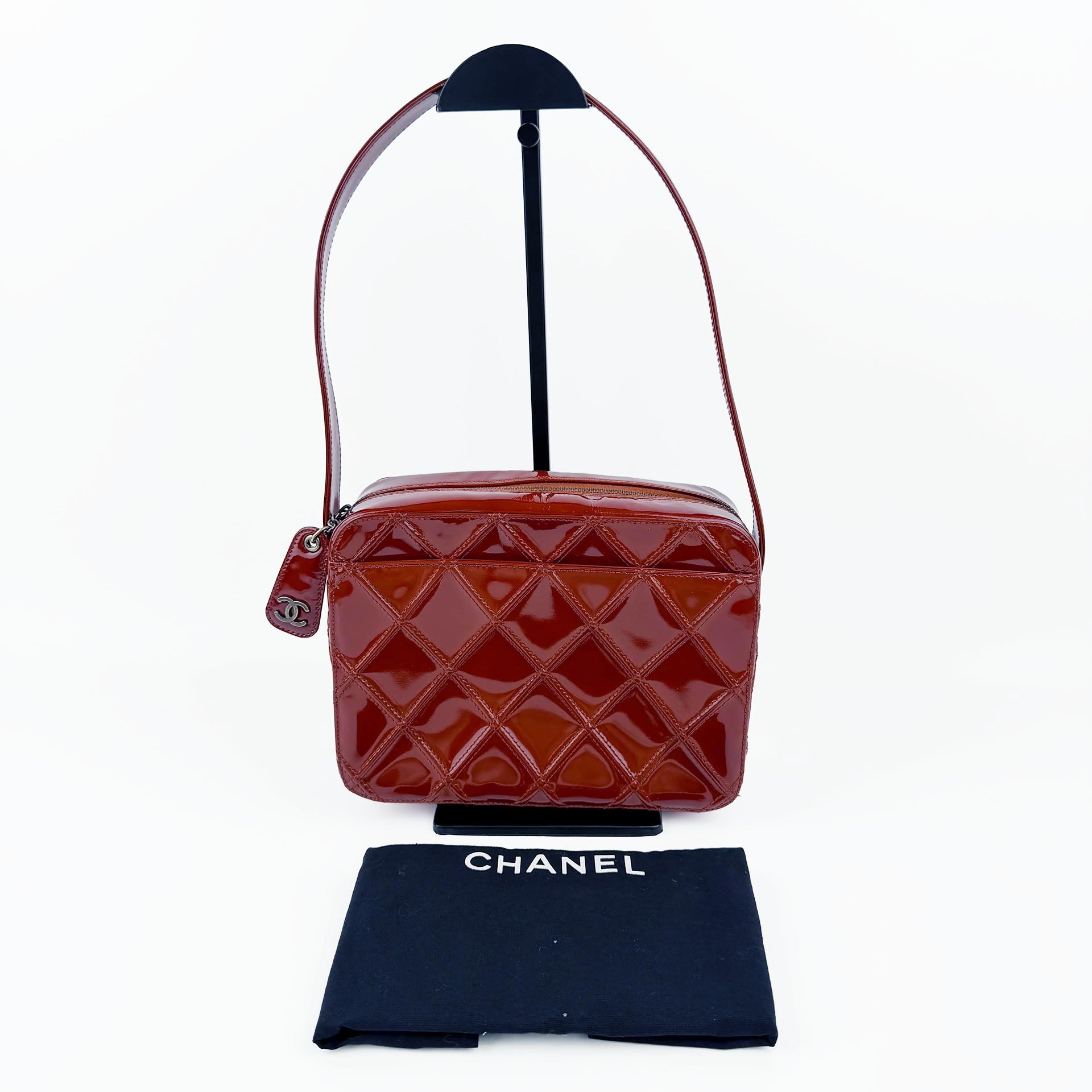 CHANEL シャネル ココマーク マトラッセ ワンショルダー ショルダーバッグ レッド エナメル 6番台 ヴィンテージ レディース 【中古】