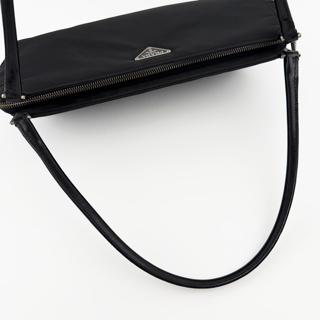 PRADA プラダ ショルダーバッグ ブラック ナイロン ヴィンテージ レディース 【中古】