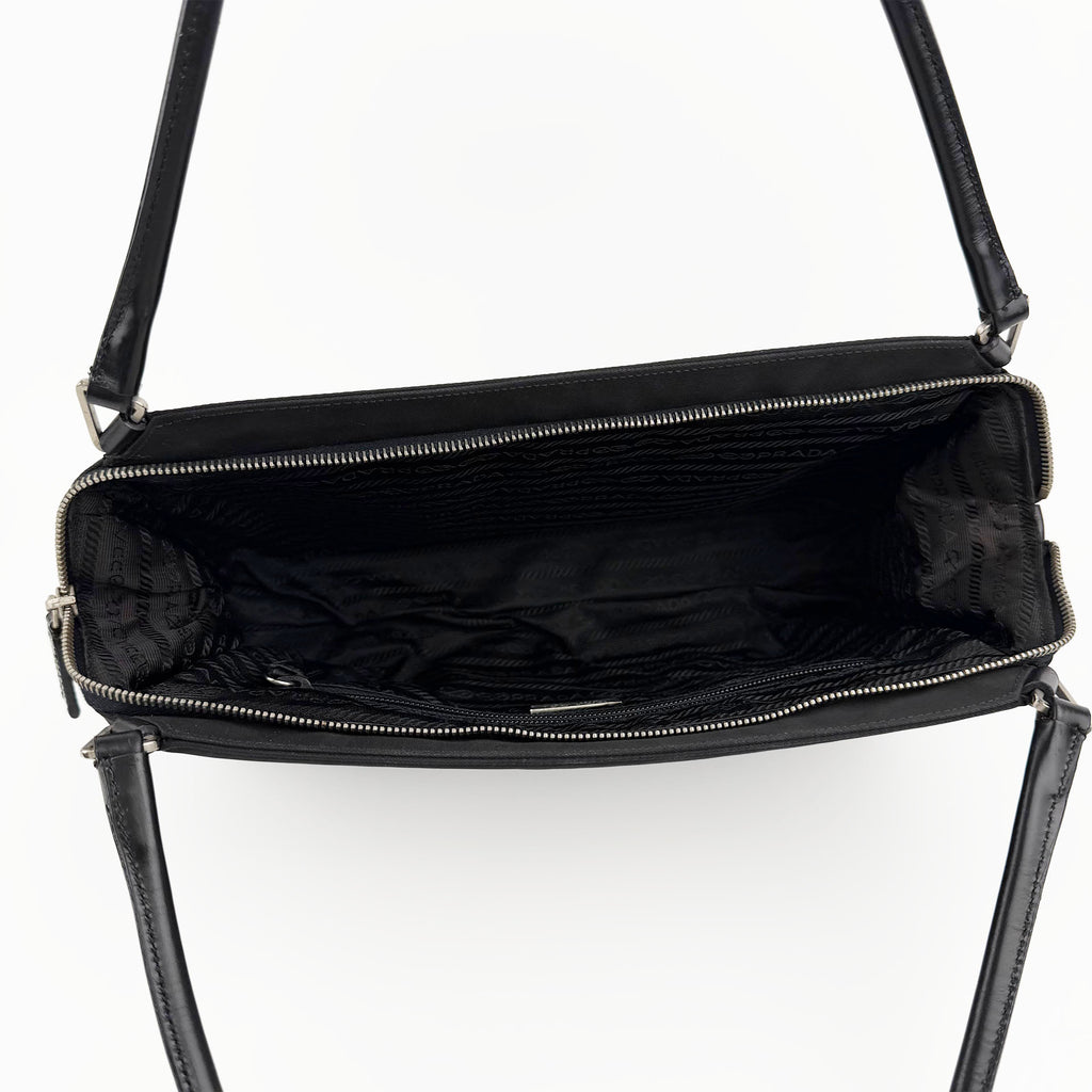 PRADA プラダ ショルダーバッグ ブラック ナイロン ヴィンテージ レディース 【中古】