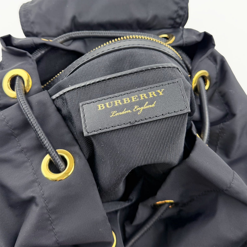 BURBERRY バーバリー Rucksack ラックサック クマ ベア キーチャーム バックパック リュックサック ブラック ナイロン レザー ヴィンテージ レディース 【中古】