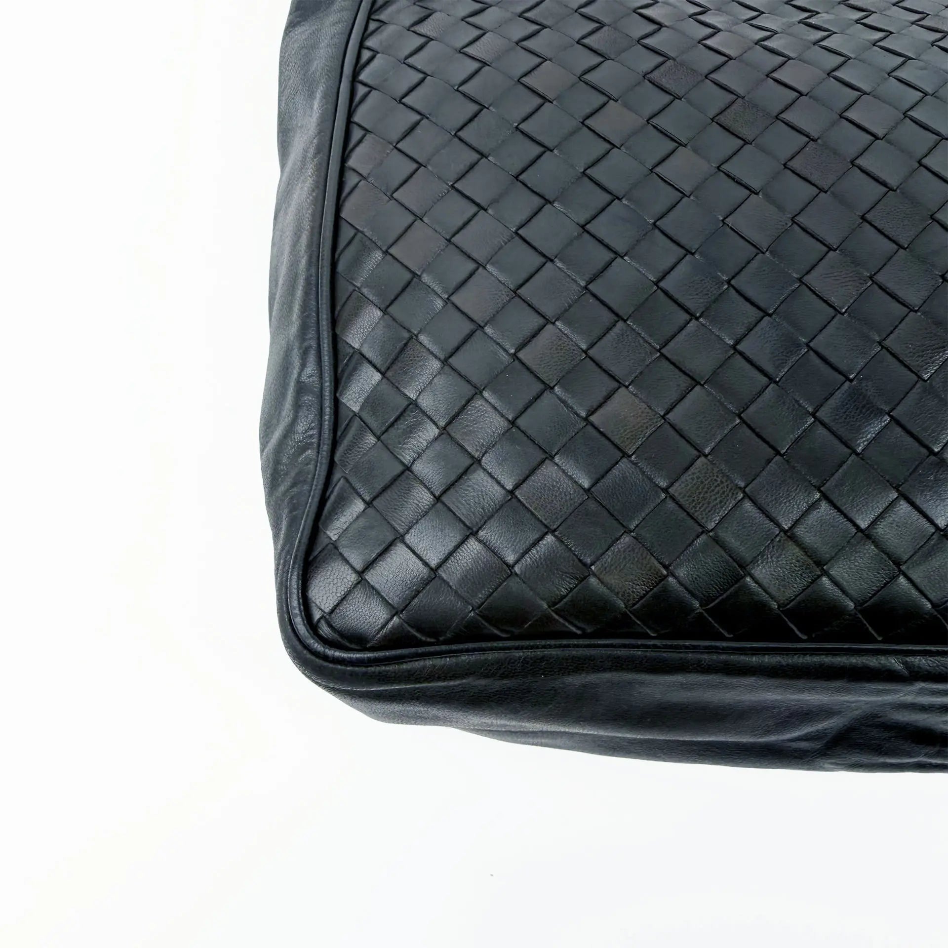 Bottega Veneta ボッテガ・ヴェネタ イントレチャート ショルダーバッグ ホーボーバッグ ブラック レザー ヴィンテージ レディース 【中古】